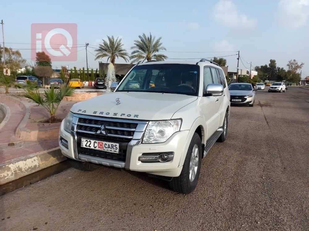 ميتسوبيشي باجيرو